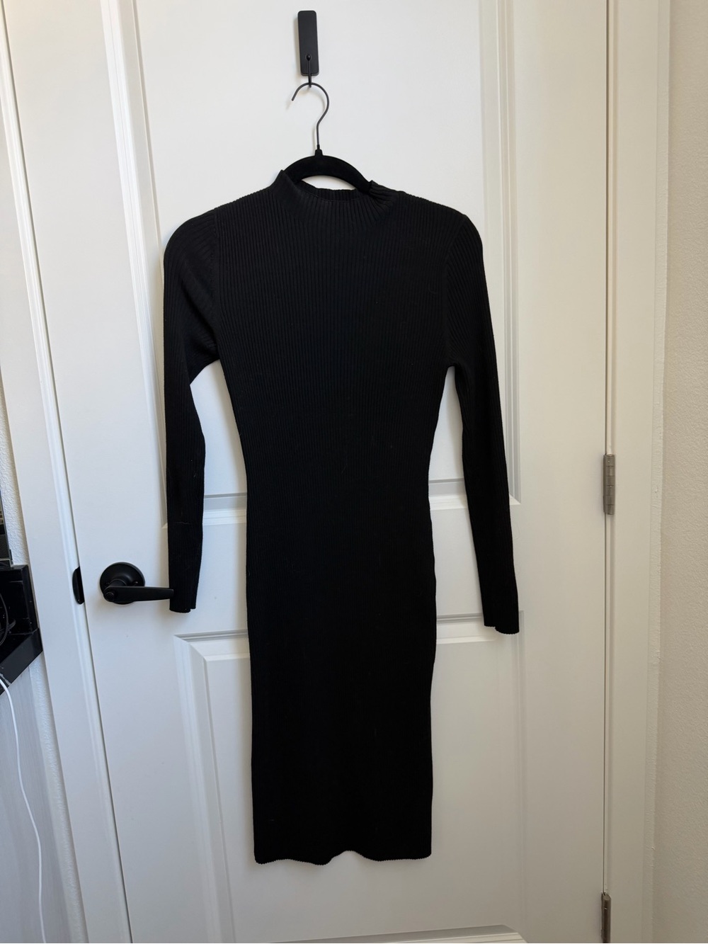 H&M Black Ribbed Long-Sleeve Midi Dress